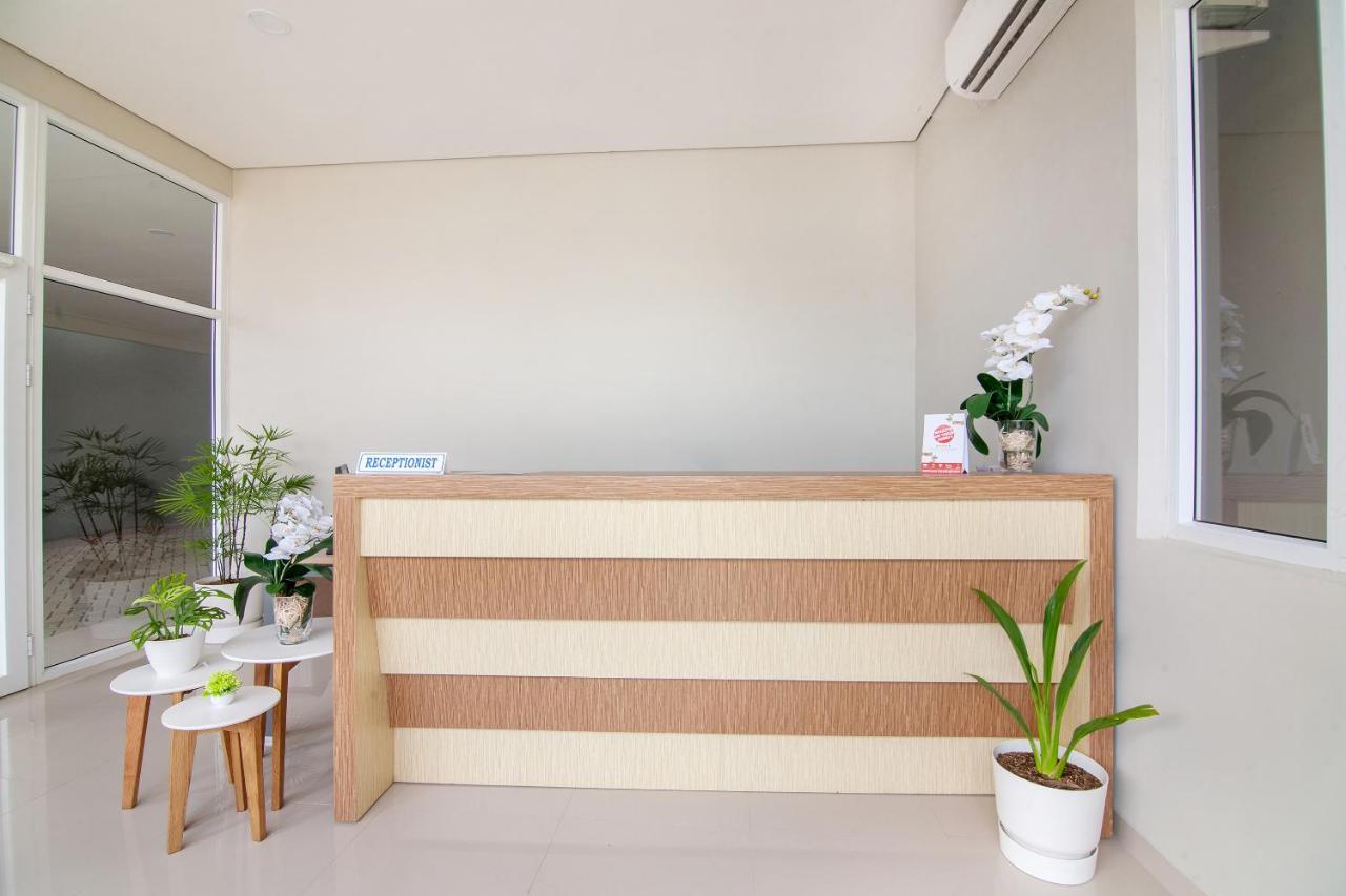 Oyo 2816 Privato Suite Kembaran Экстерьер фото